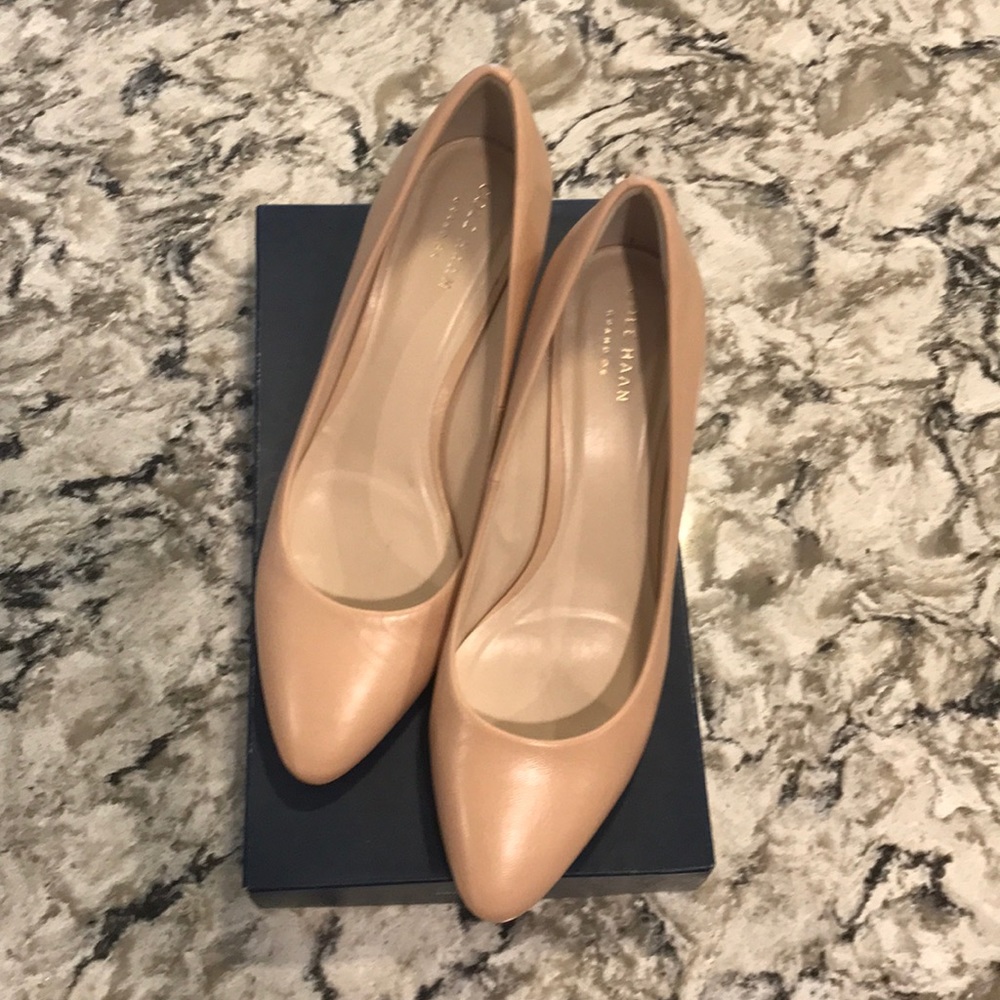 Cole Haan - excellent condition!